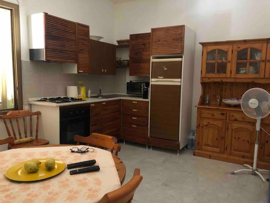 Casa Indipendente I Due Mari Villa Porto Torres Exterior photo